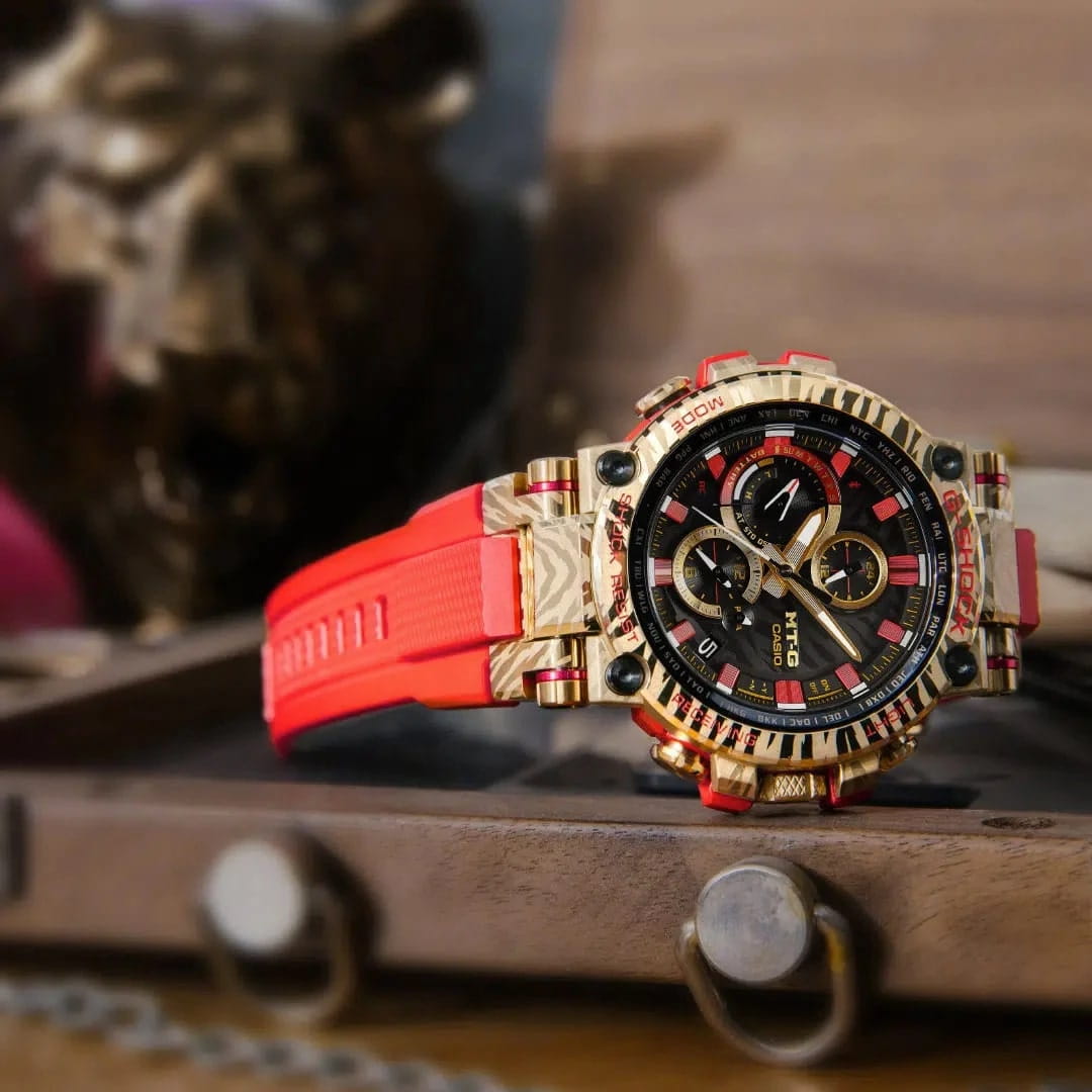 Casio Casio G-Shock Premium MTG-B1000CX-4A мужские часы  циферблат на запястье