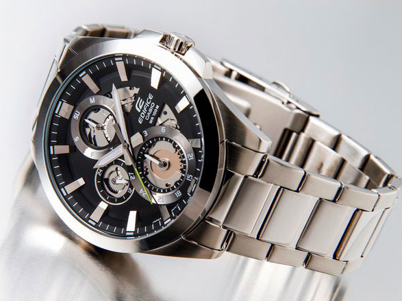 Casio Casio Edifice ESK-300D-1A , наручные мужские часы фото под углом