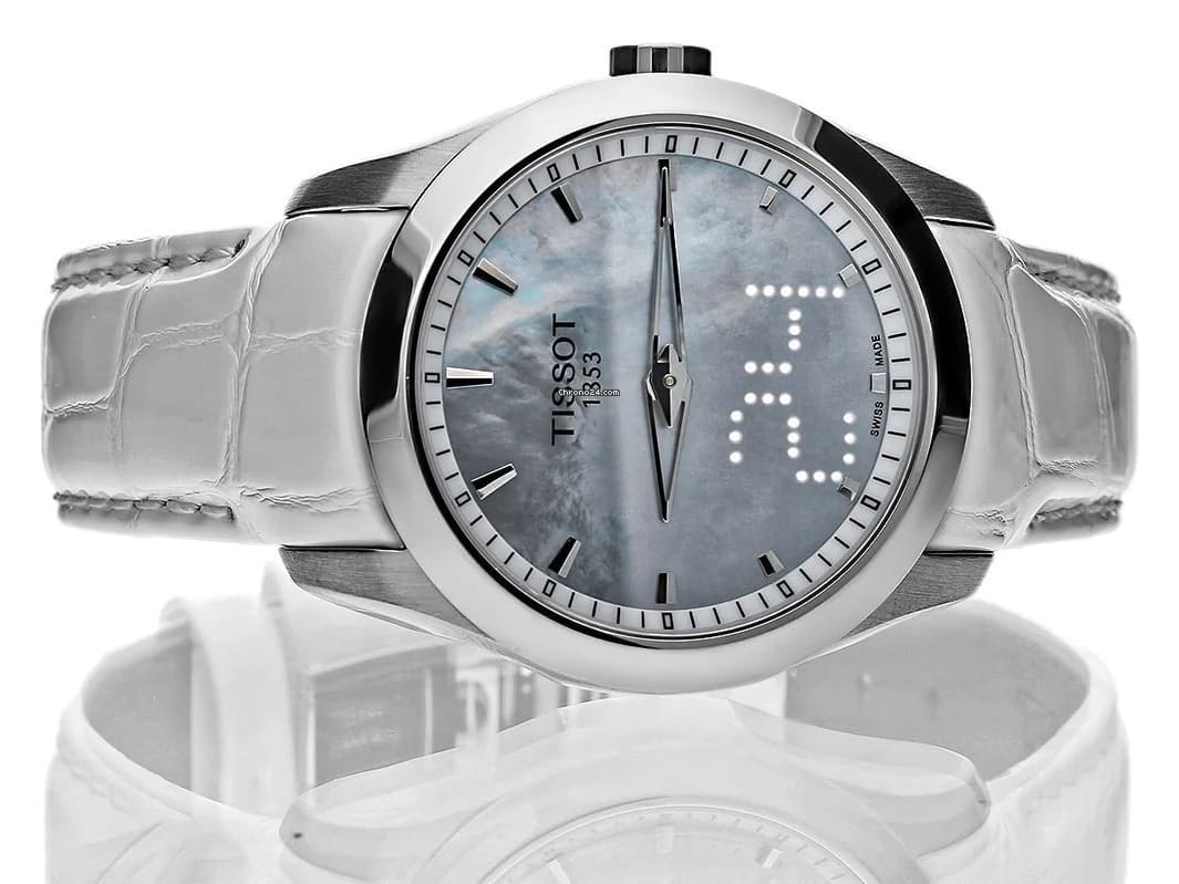 Tissot Tissot Couturier Secret Date Lady T035.246.16.111.00 кварцевые женские часы часы крупный план перламутровый циферблата