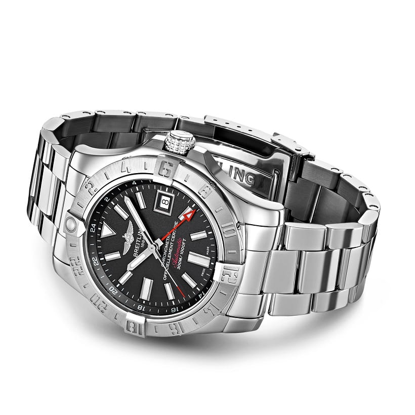 Breitling Breitling Avenger II GMT A32390111B1A1 , наручные мужские часы фото под углом