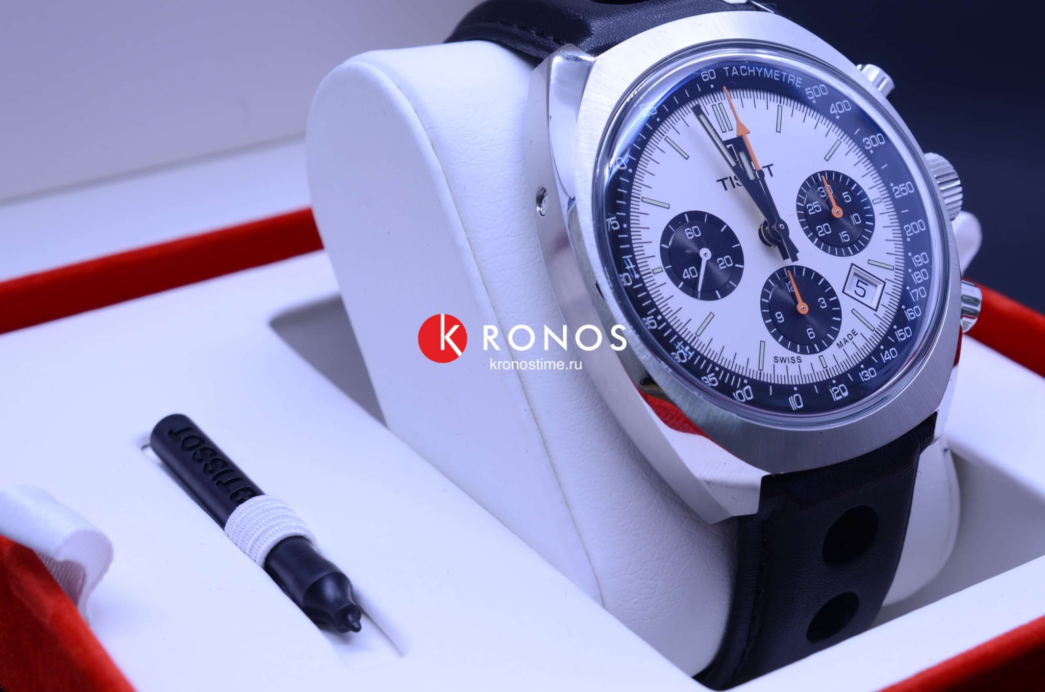 Tissot T1244271603100 мужские часы застежка крупным планом