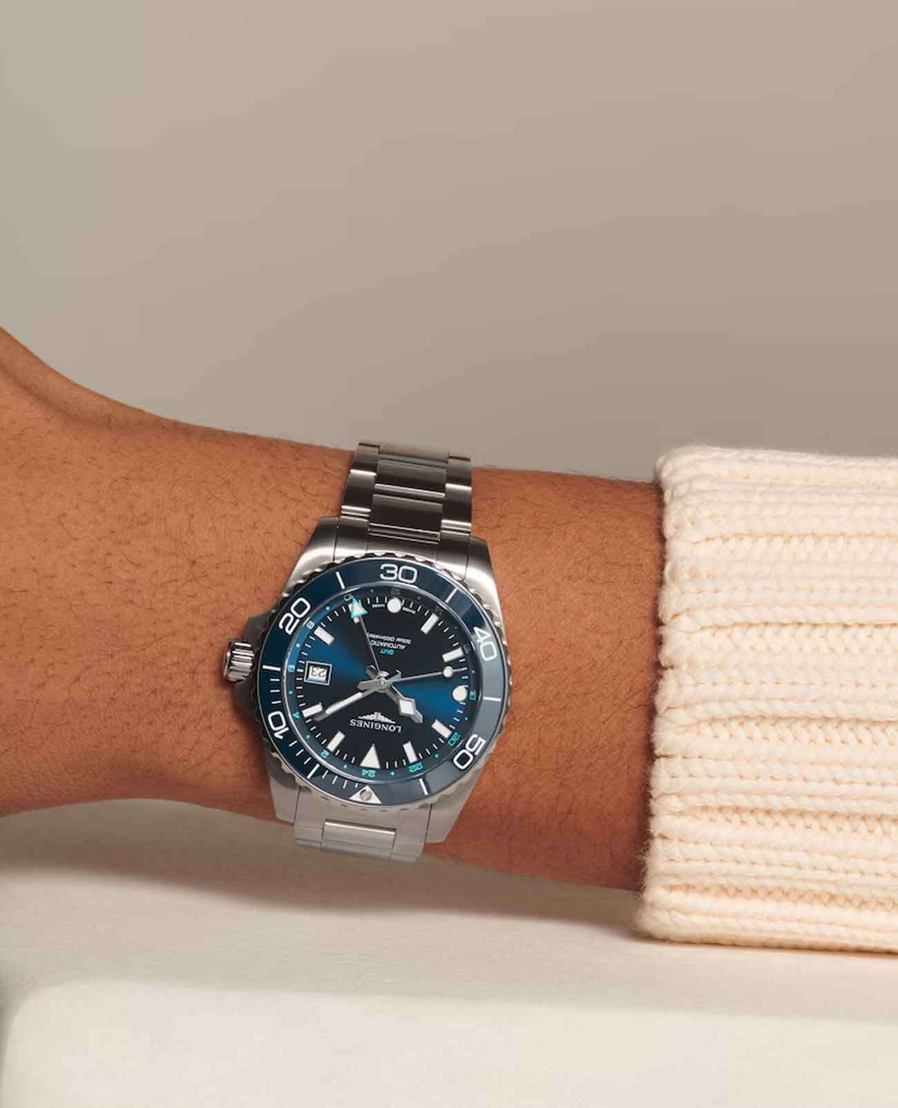 Longines Longines HydroConquest L3.790.4.96.6  — детали корпуса и нержавеющая сталь