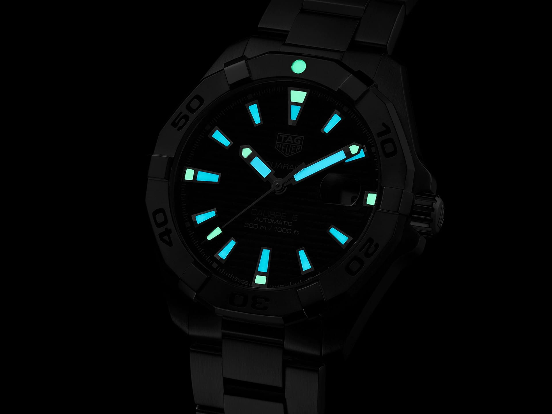 TAG Heuer TAG Heuer Aquaracer Professional 300 WBD1110.BA0928 мужские часы черный циферблат на запястье