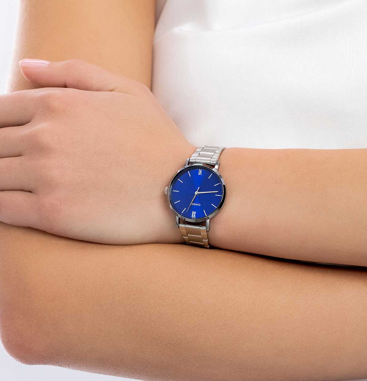 Casio Casio Collection LTP-VT02D-2A , наручные женские часы фото под углом