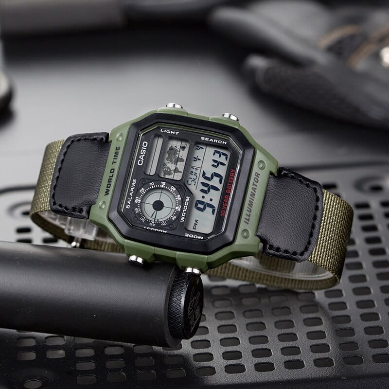 Casio Casio Collection AE-1200WHB-3BVDF (AE-1200WHB-3B), illuminator япония мужские часы на браслете кожа + текстиль боковой вид