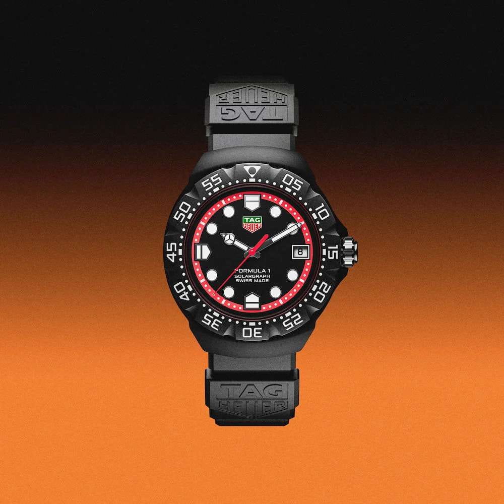 TAG Heuer TAG Heuer Formula 1 Solargraph WBY1114.FT8084 кварцевые мужские часы часы крупный план черный циферблата