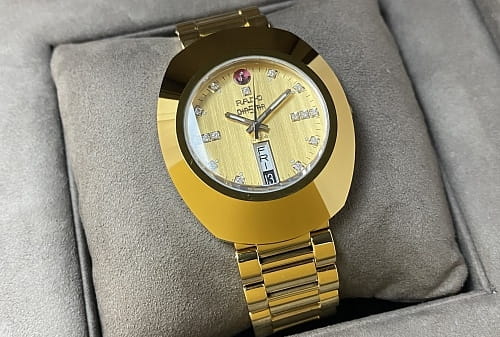 Rado Rado The Original Automatic Diamonds R12413703,  швейцария мужские часы на браслете нержавеющая сталь с pvd-покрытием боковой вид