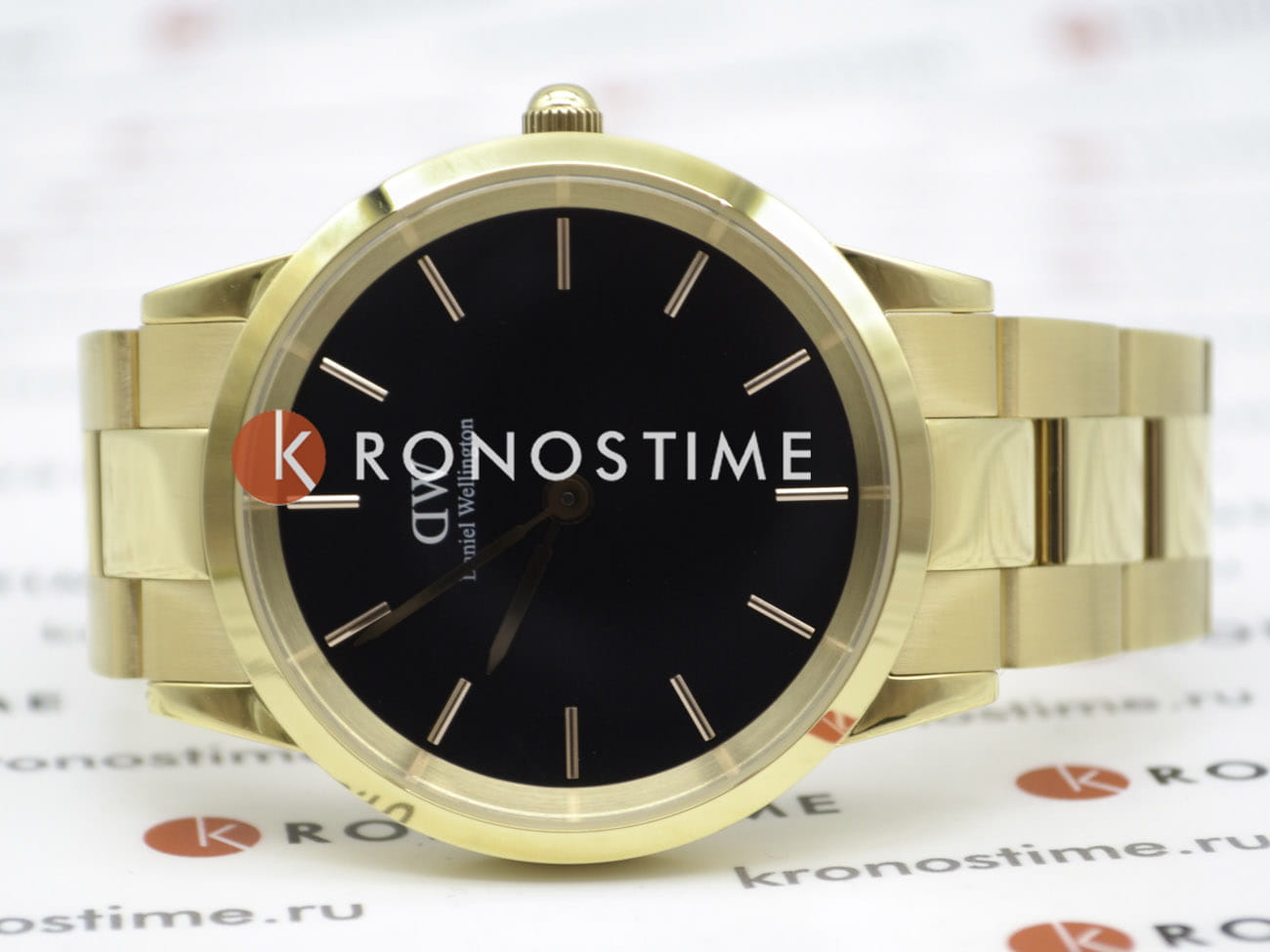 Daniel Wellington Daniel Wellington Iconic Link DW00100344  - задняя крышка металл сталь корпуса, швеция часы