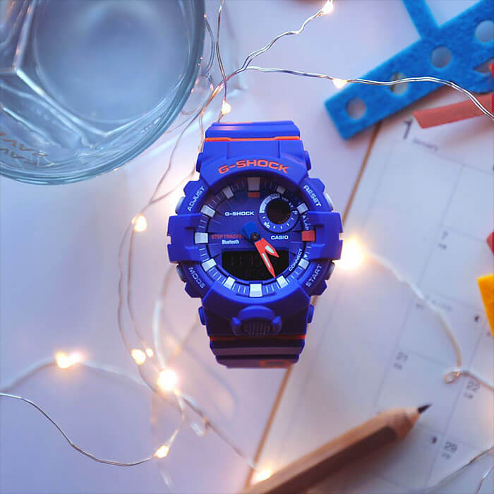 Casio Casio G-Shock GBA-800DG-2A G-SQUAD, наручные мужские часы фото под углом