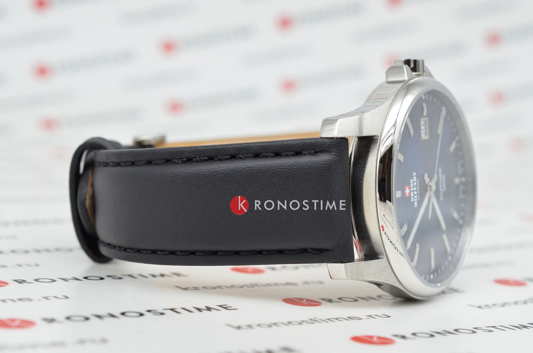 Swiss Military by Chrono Swiss Military by Chrono SM30200.12 мужские часы синий циферблат на запястье