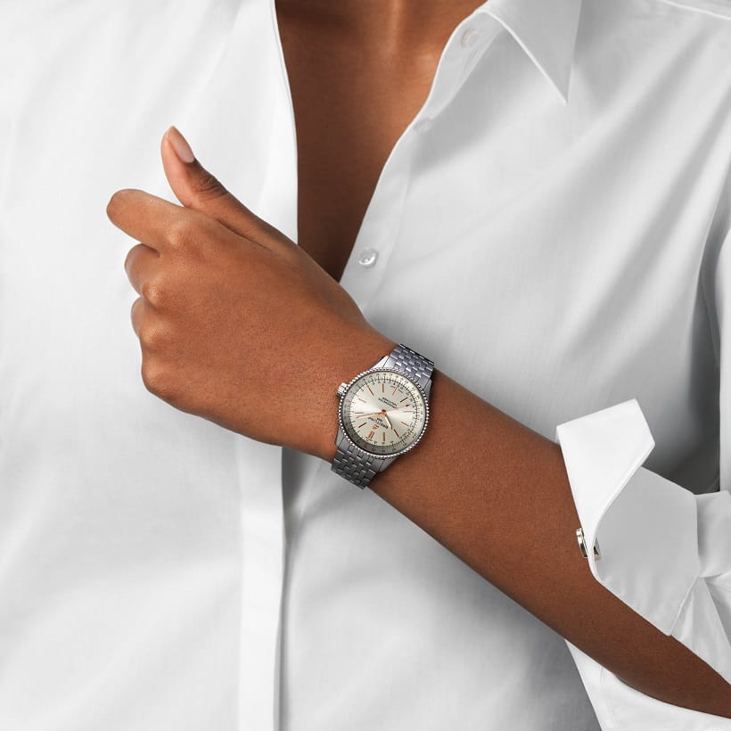 Breitling Breitling Navitimer Automatic 35 A17395F41G1A1 женские часы серебристый циферблат на запястье