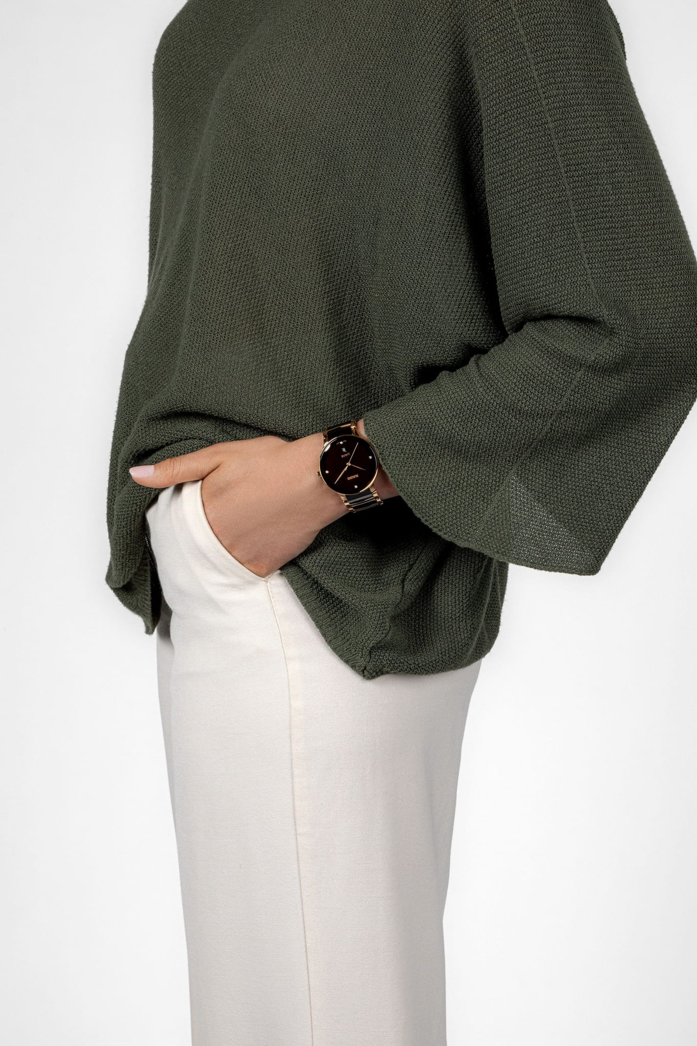 Rado Rado Centrix Diamonds R30023712, centrix швейцария мужские часы на браслете высокотехнологичная керамика + нержавеющая сталь с pvd покрытием боковой вид