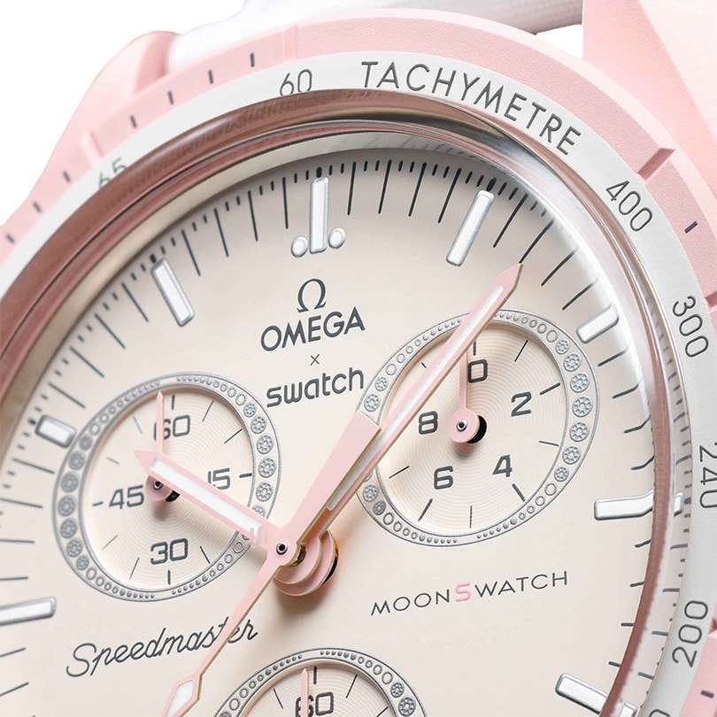 Swatch Swatch x Omega Bioceramic Moonswatch Mission to Venus SO33P100 женские часы  циферблат на запястье