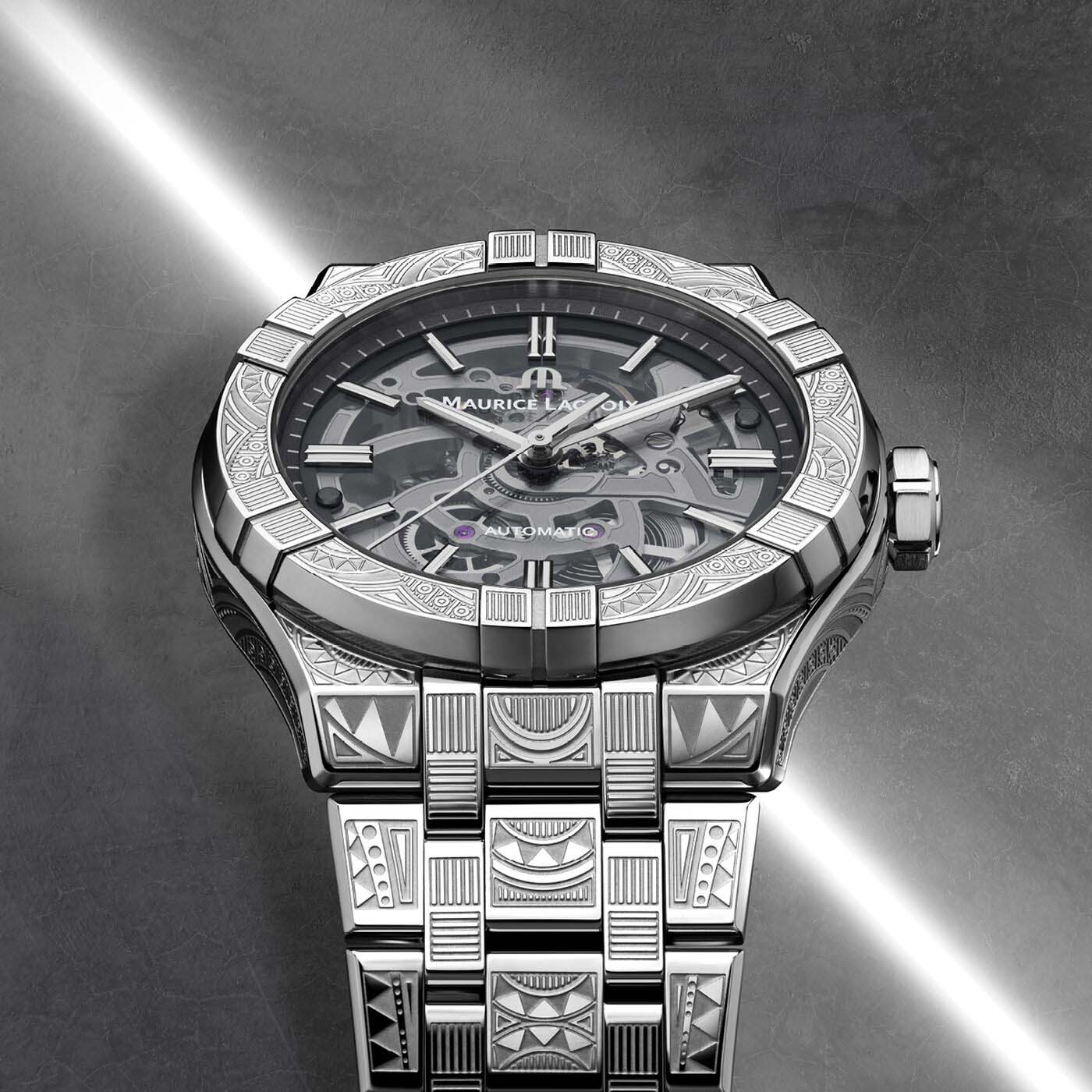 Maurice Lacroix Maurice Lacroix Aikon Urban Tribe Skeleton Limited Edition AI6007-SS009-030-1 мужские часы серебристый циферблат на запястье