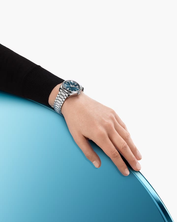 Omega Omega Seamaster Aqua Terra 220.10.38.20.03.003, seamaster швейцария мужские часы на браслете нержавеющая сталь боковой вид