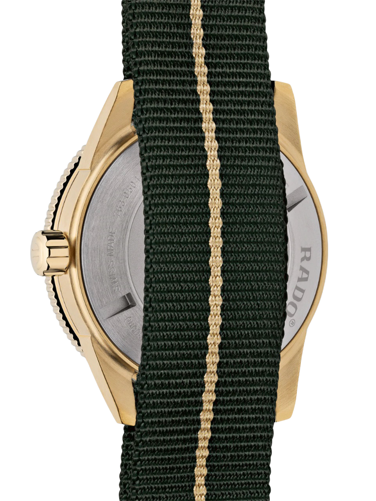 Rado Rado Captain Cook Automatic Bronze R32504317 Automatic, наручные мужские часы фото под углом