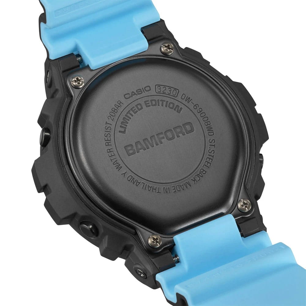 Casio Casio G-Shock DW-6900BWD-1DR лимитированной серии, наручные мужские часы фото под углом