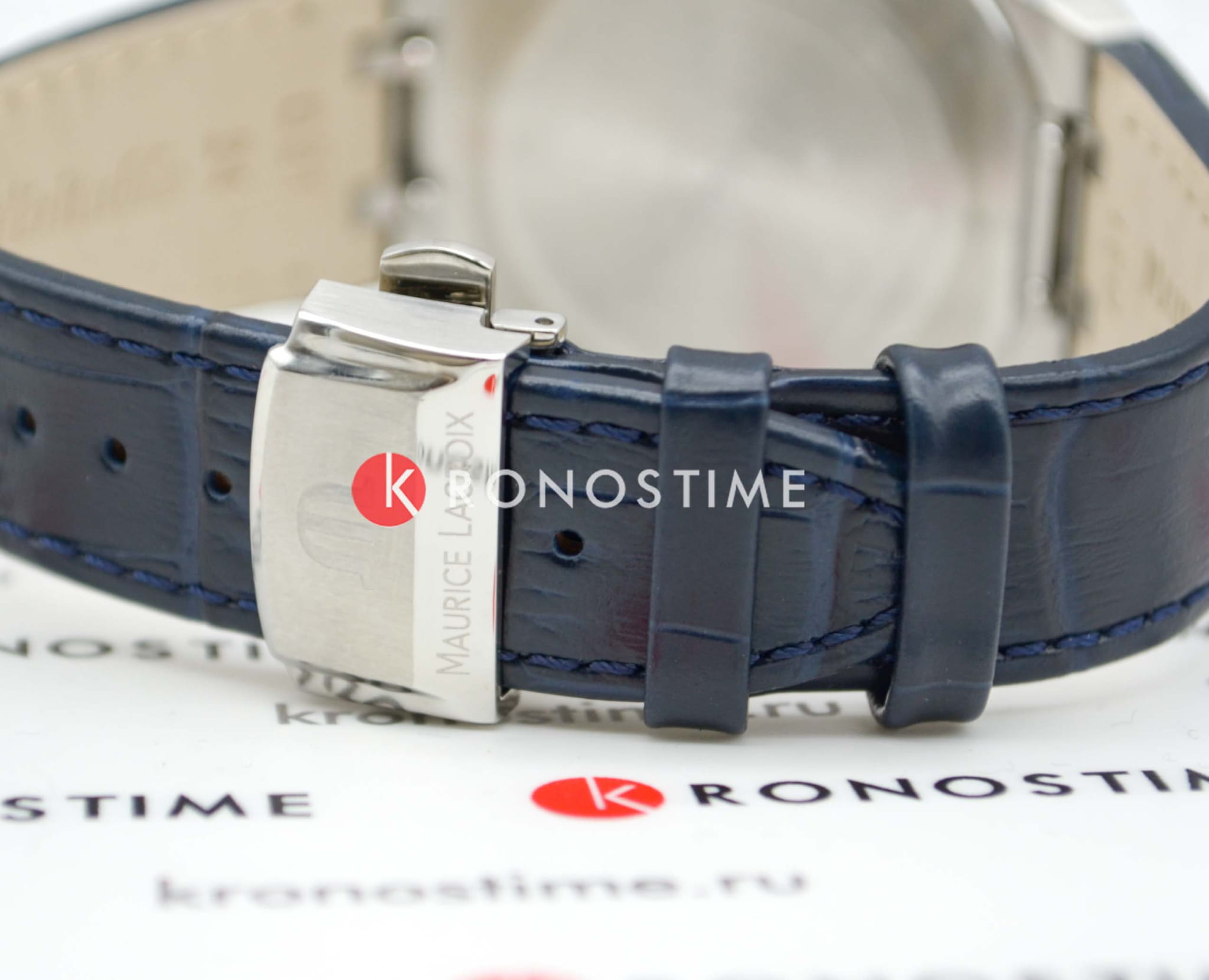 Maurice Lacroix Maurice Lacroix Aikon Chronograph AI1018-SS001-432-4 кварцевые мужские часы часы крупный план синий циферблата