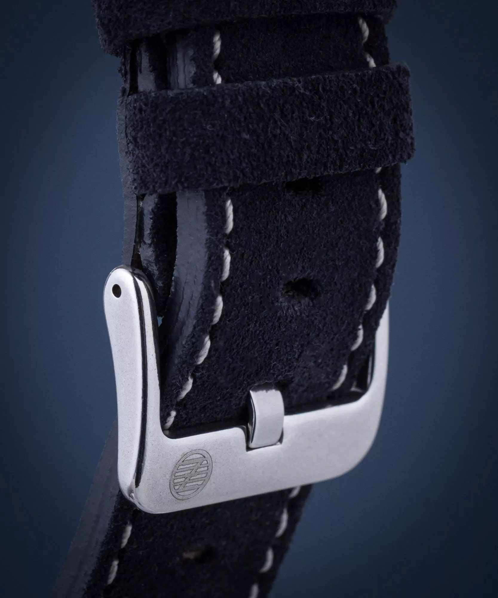 Zeppelin Zeppelin 100 Years Zeppelin 86704  — детали корпуса и кожаный