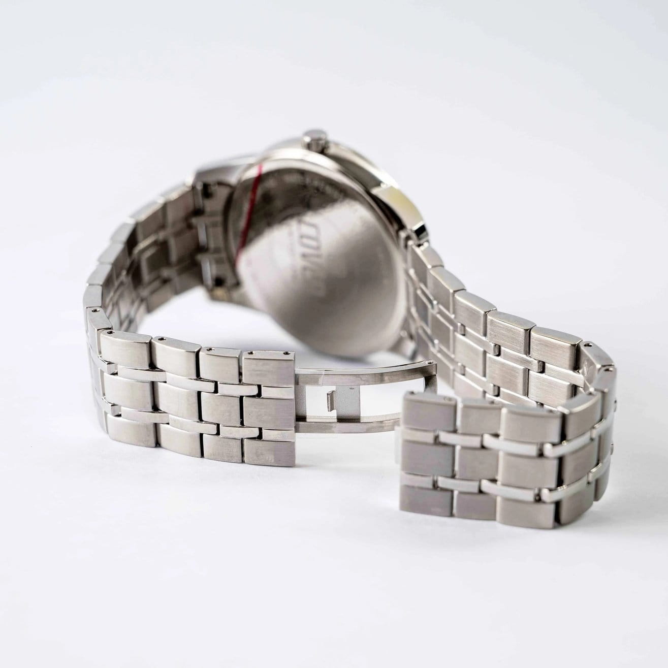 Оригинальные часы Cover Cover Nobila CO194.01 кварцевые калибр механизма ronda 6004d общий вид