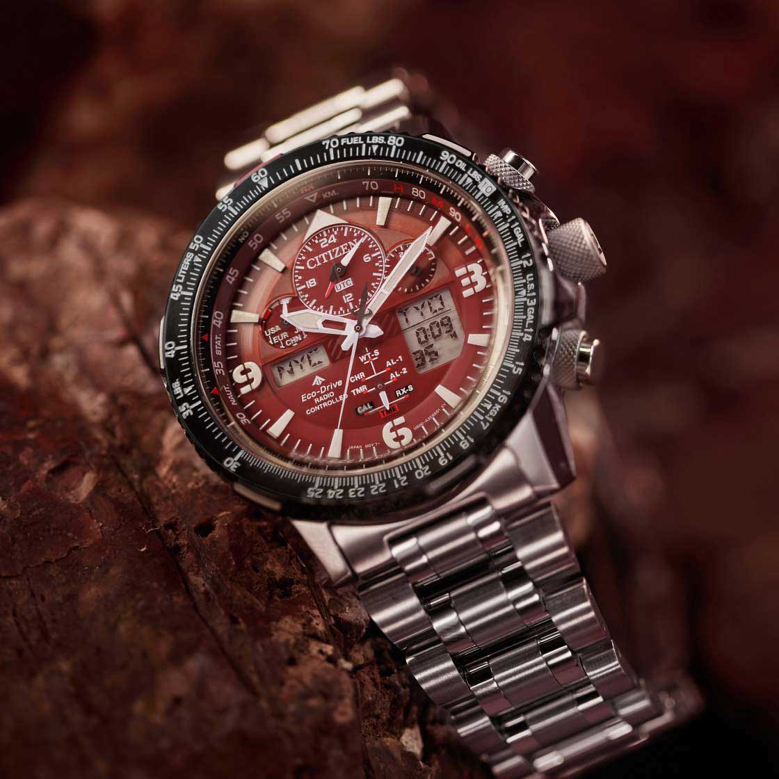 Citizen JY8086-89X мужские часы застежка крупным планом