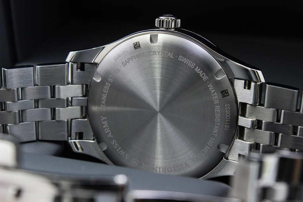 Victorinox Victorinox ALLIANCE 241802.1, alliance швейцария мужские часы на браслете нержавеющая сталь боковой вид