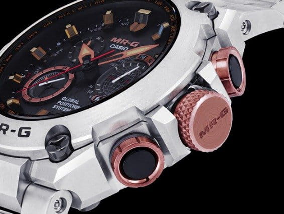 Casio Casio G-Shock MRG-G1000DC-1A, g-shock япония мужские часы на браслете 18-каратное желтое золото боковой вид