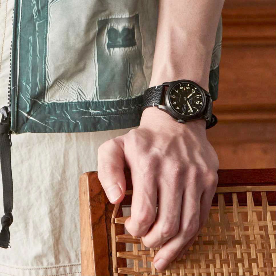 Seiko Seiko 5 Sports Field series SRPG41K1, 5 sports япония мужские часы на браслете кожаный боковой вид