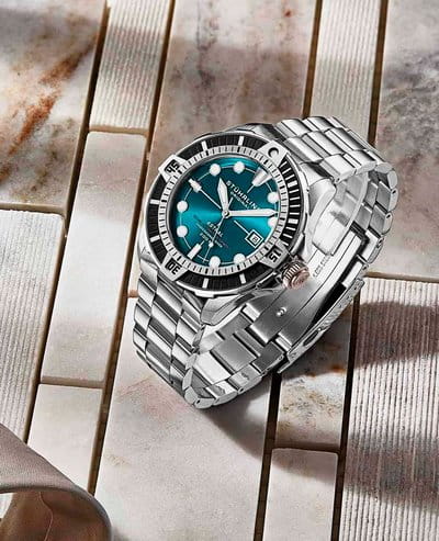 Оригинальные часы Stuhrling Stuhrling Aquadiver 1005.03 механические калибр механизма  общий вид