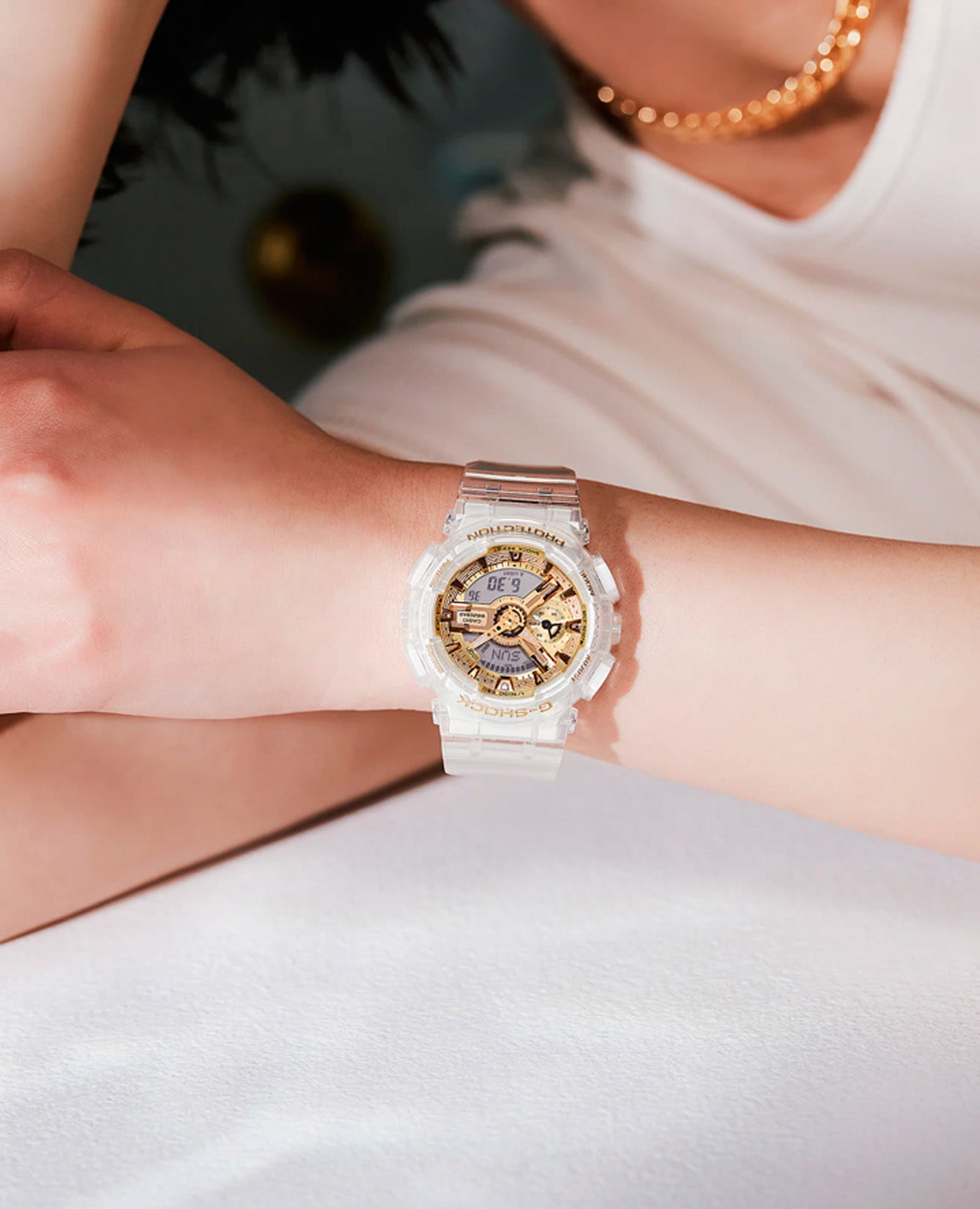 Casio Casio G-Shock GMA-S110SG-7AER , наручные женские часы фото под углом