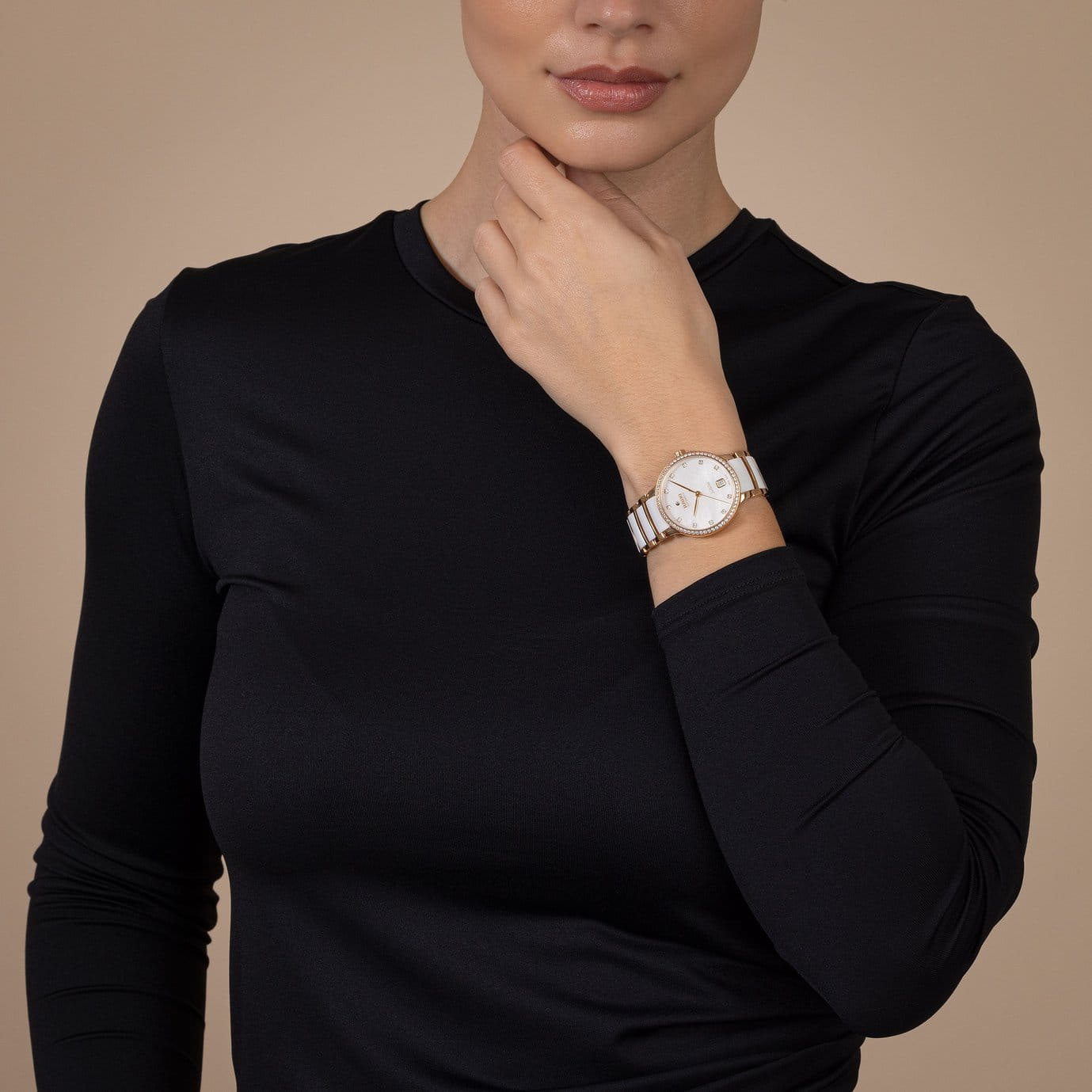 Rado Rado Centrix Diamonds R30230902 женские часы бежевый циферблат на запястье