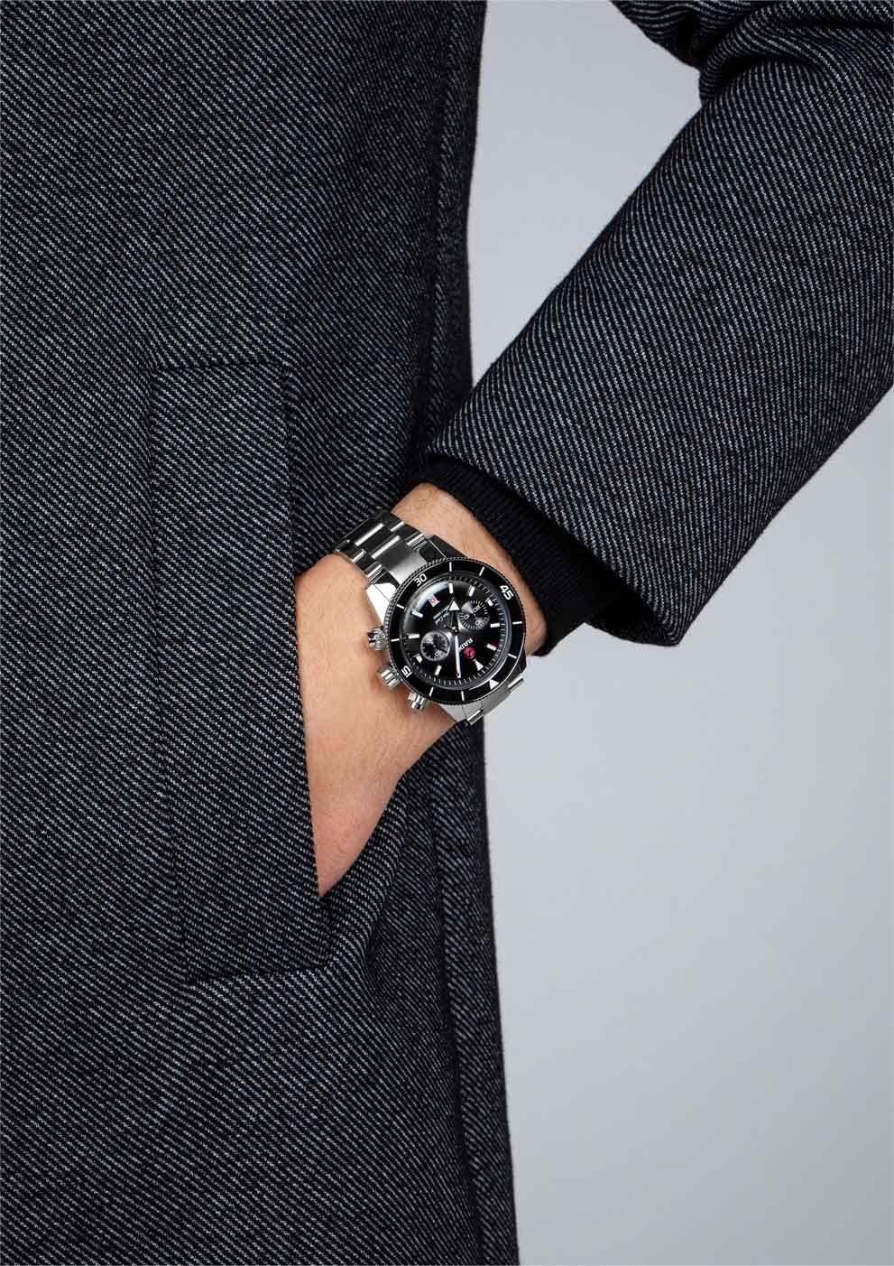 Rado Rado Captain Cook Automatic Chronograph R32145158 Automatic — детали корпуса и нержавеющая сталь