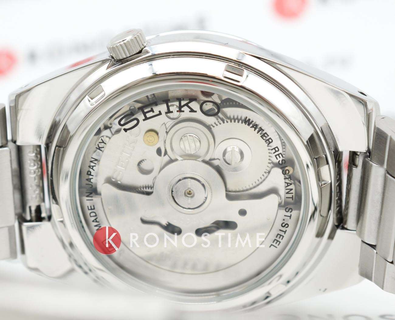 Seiko Seiko Seiko 5 SNK563J1, 5 regular япония мужские часы на браслете нержавеющая сталь боковой вид