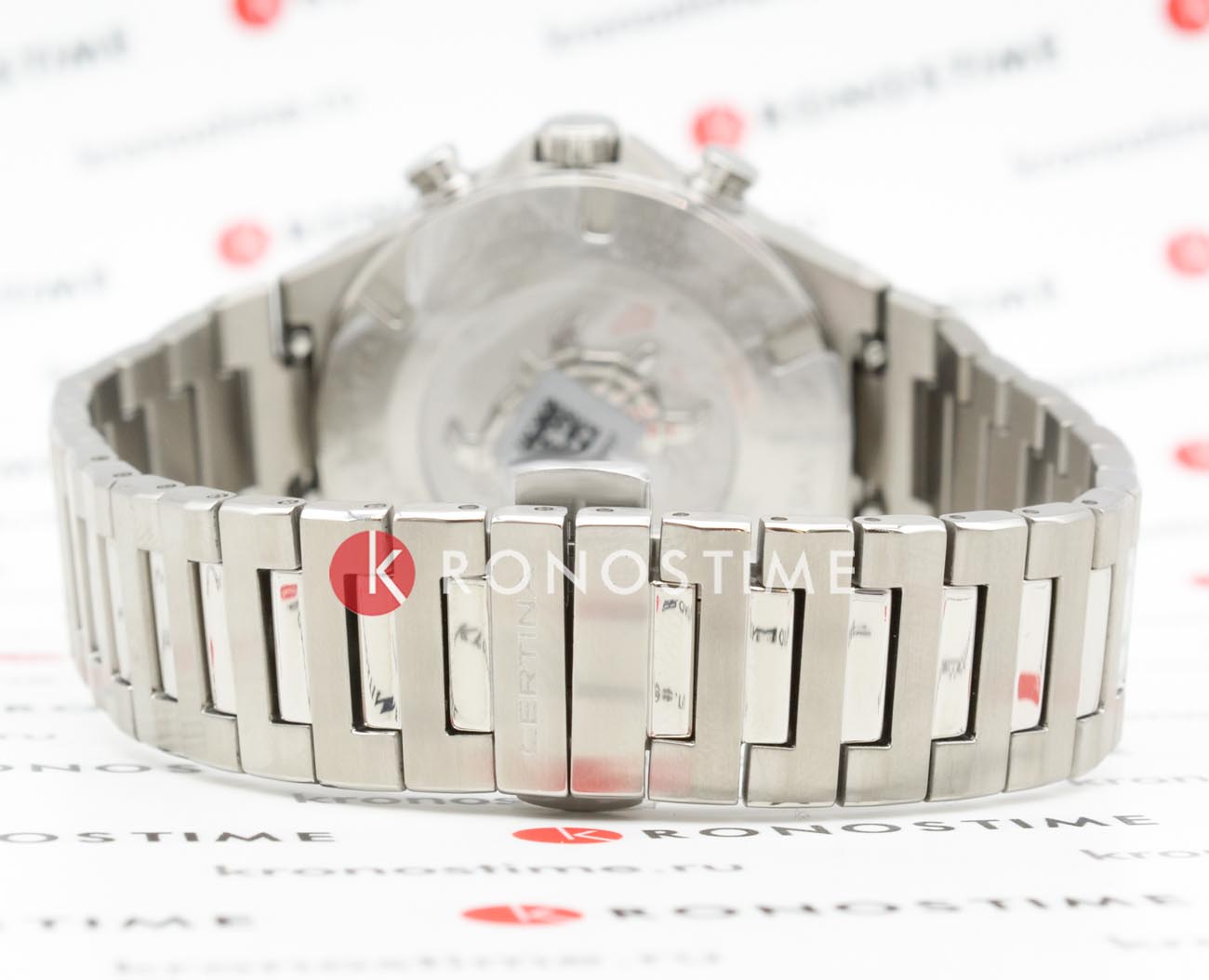 Certina Certina DS-7 Chronograph C043.417.44.041.00 мужские часы  циферблат на запястье