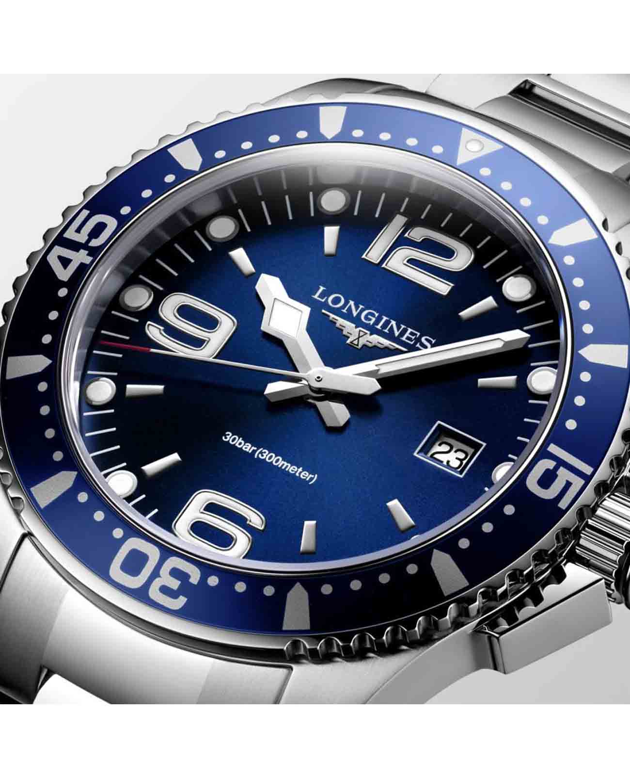 Longines Longines HydroConquest L3.730.4.96.6 , наручные мужские часы фото под углом