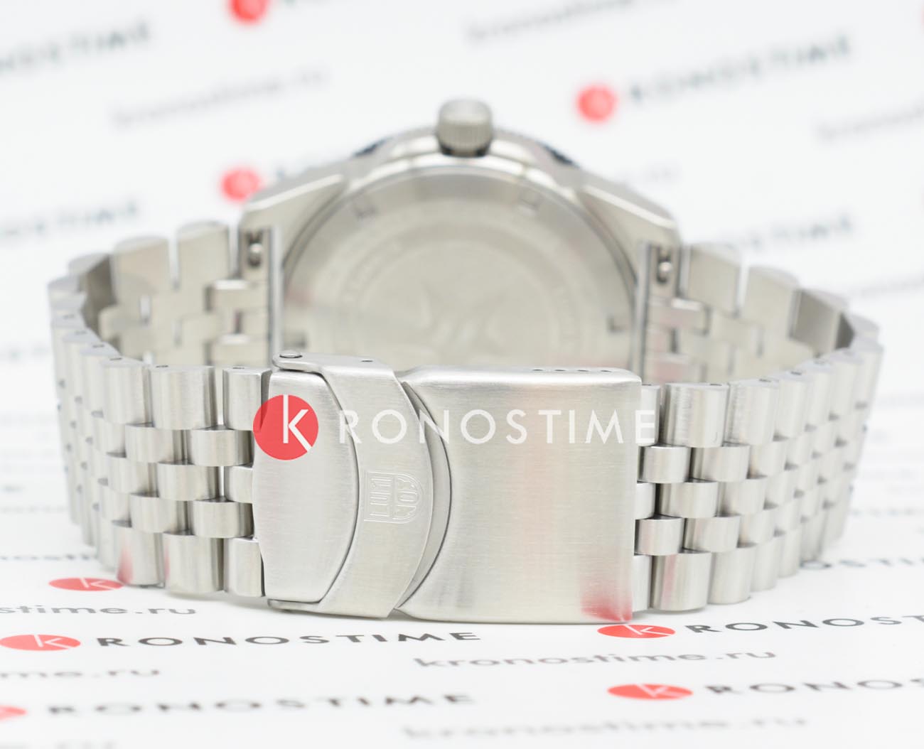 Luminox Luminox Pacific Diver XS.3122M.1  - задняя крышка сталь корпуса, швейцария часы