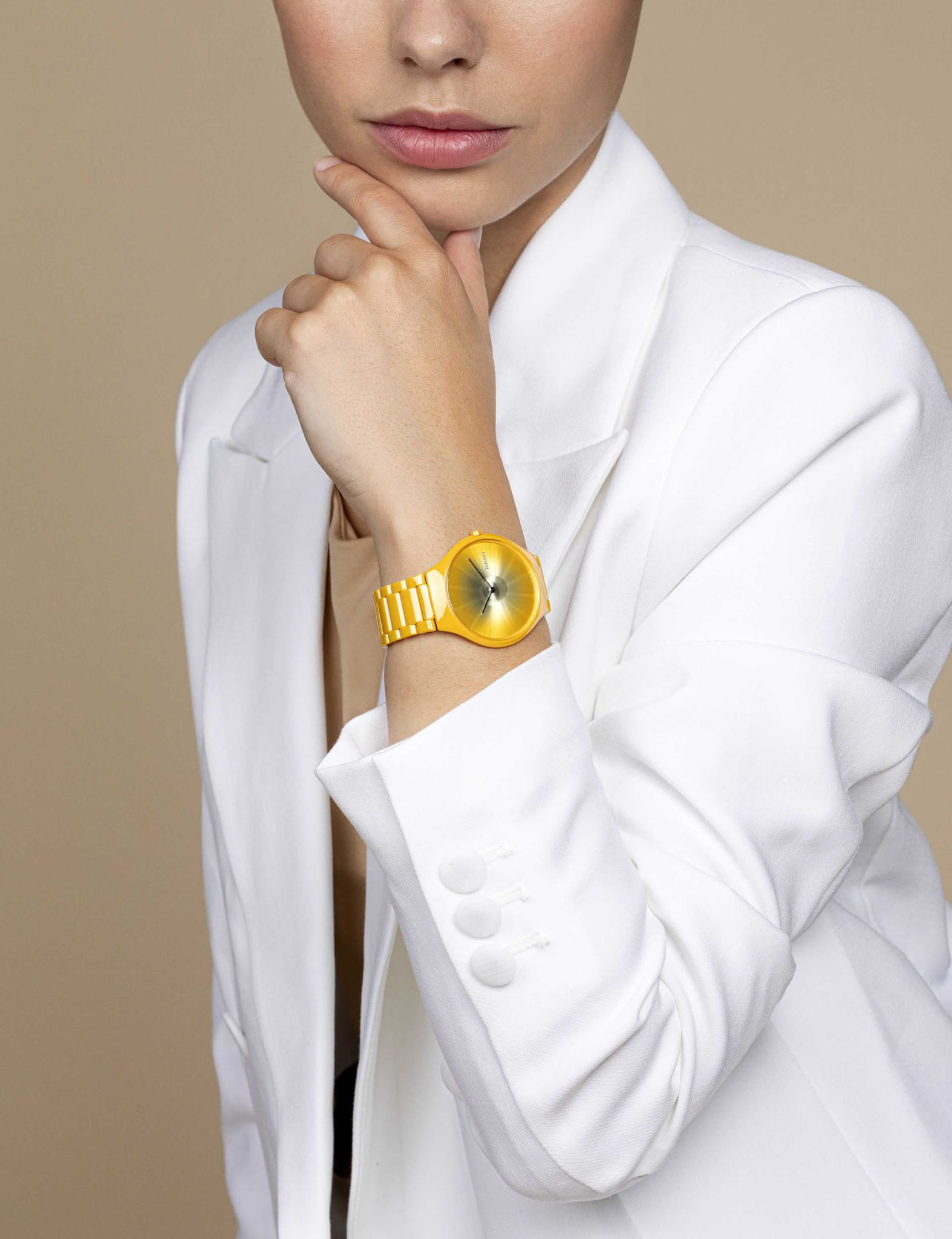 Rado Rado True Thinline x Great Gardens of the World R27122252 женские часы желтый циферблат на запястье