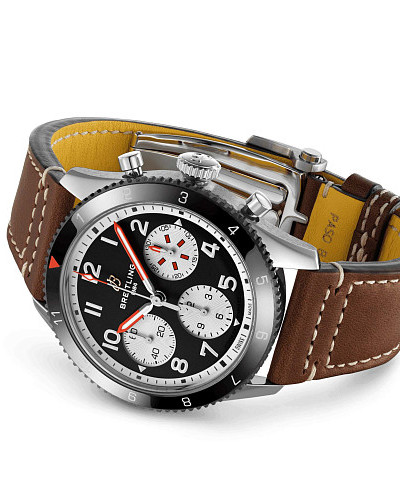 Breitling Classic Avi Chronograph 42 Mosquito Y233801A1B1X1